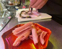 画像をギャラリービューアに読み込む, 初物入荷【お肉単品】奄美大島産 ヘビ肉・ぶつ切り (60g)